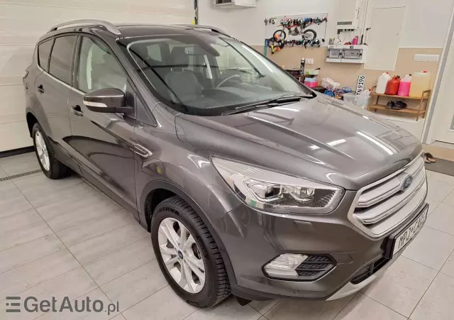 FORD Kuga 1.5 EcoBoost COOL&CONNECT