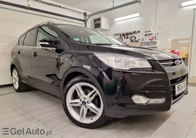 FORD Kuga 1.6 EcoBoost 2x4 Titanium