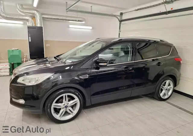 FORD Kuga 1.6 EcoBoost 2x4 Titanium