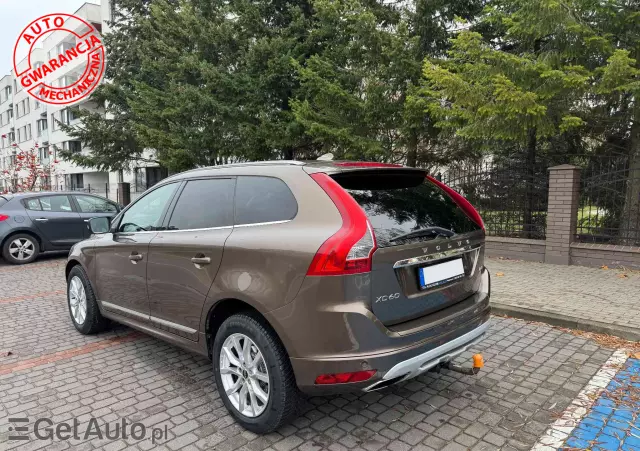 VOLVO XC 60 D3 Drive-E Summum