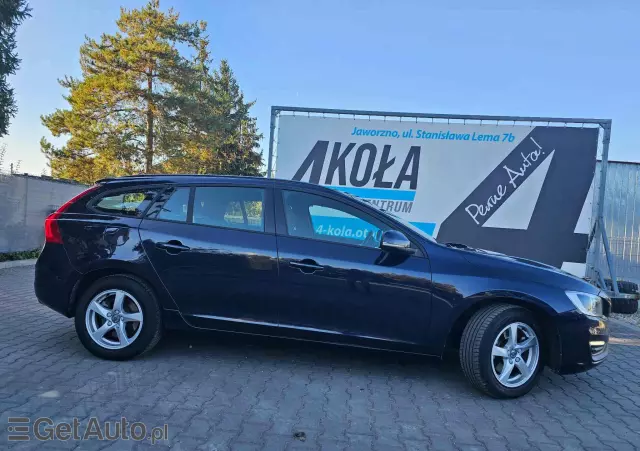 VOLVO V60 D3 Geartronic Momentum Pro