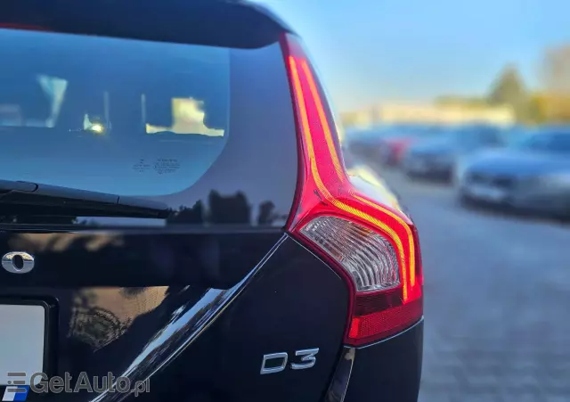 VOLVO V60 D3 Geartronic Momentum Pro