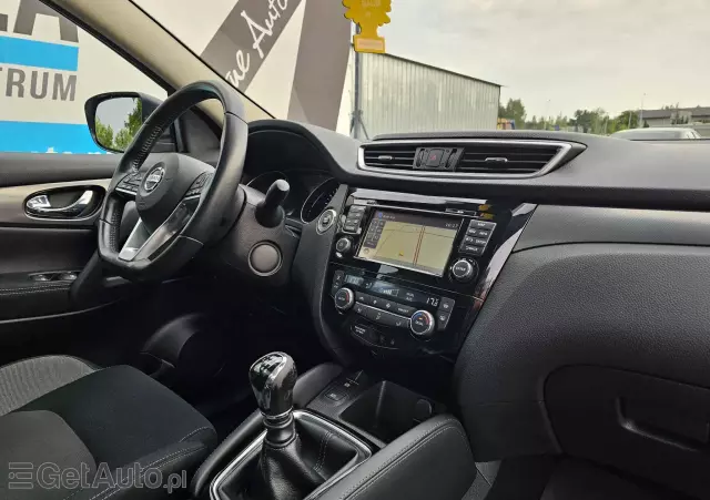 NISSAN Qashqai 1.2 DIG-T Tekna