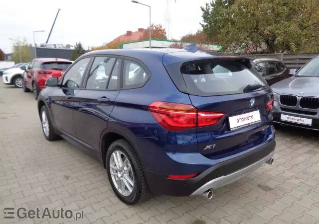 BMW X1 SDrive20i Advantage sport