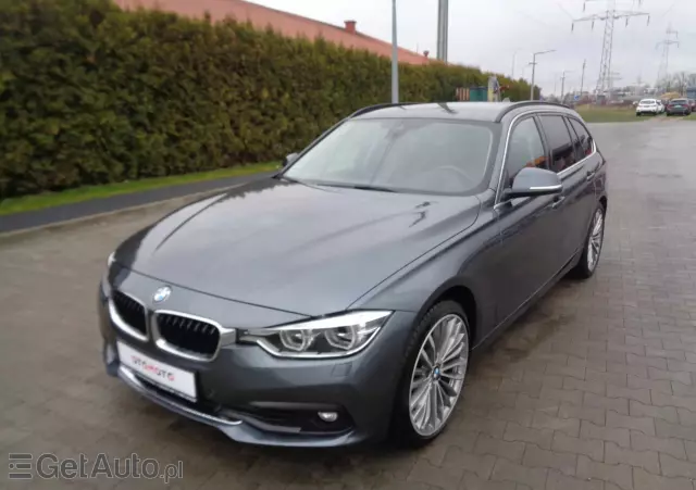 BMW Seria 3 320d Touring xDrive Sport Line