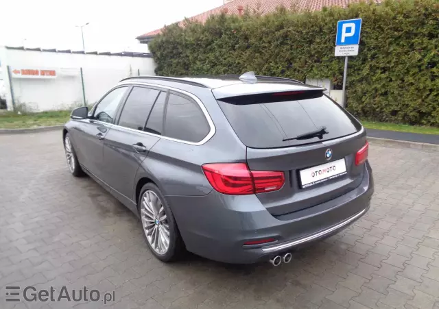 BMW Seria 3 320d Touring xDrive Sport Line