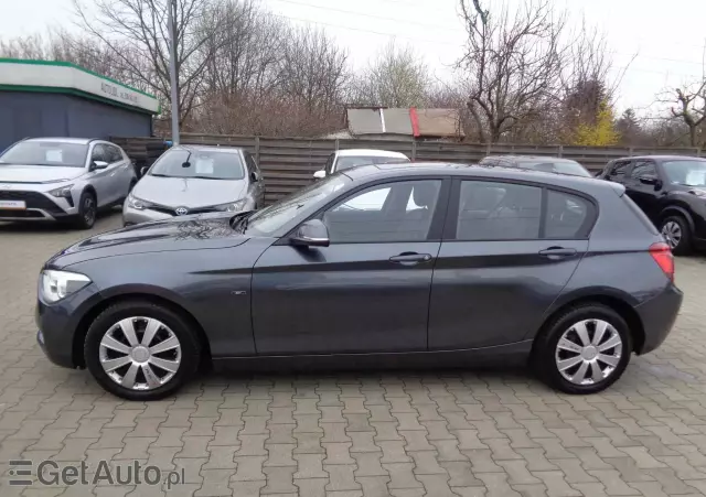 BMW Seria 1 116i Sport Line