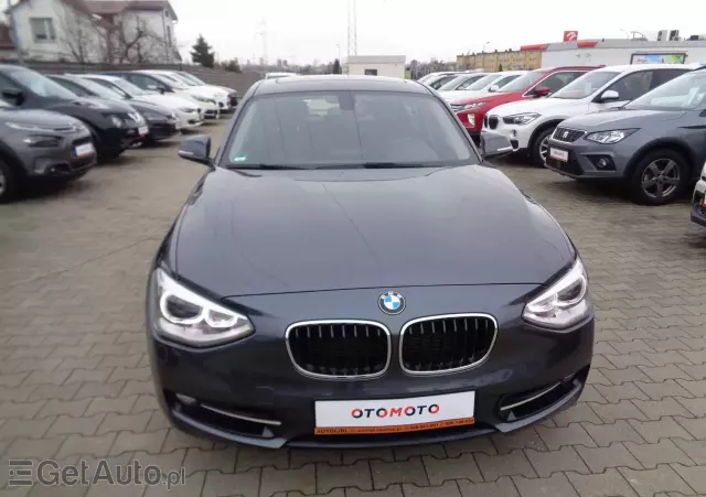 BMW Seria 1 116i Sport Line