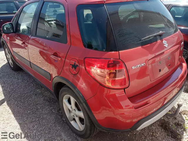 SUZUKI SX4 GLX