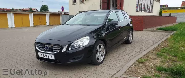 VOLVO V60 DRIVe Summum