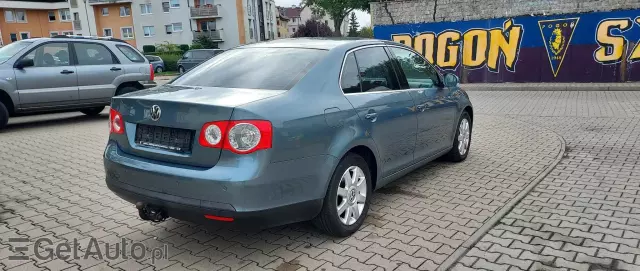 VOLKSWAGEN Jetta 1.6 Comfortline