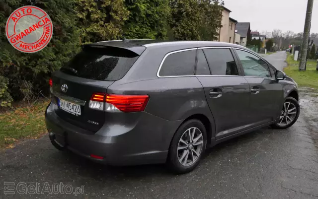 TOYOTA Avensis 1.8 Premium