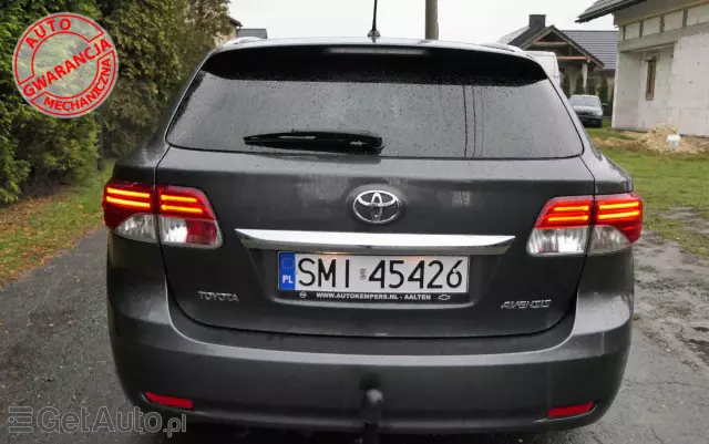 TOYOTA Avensis 1.8 Premium