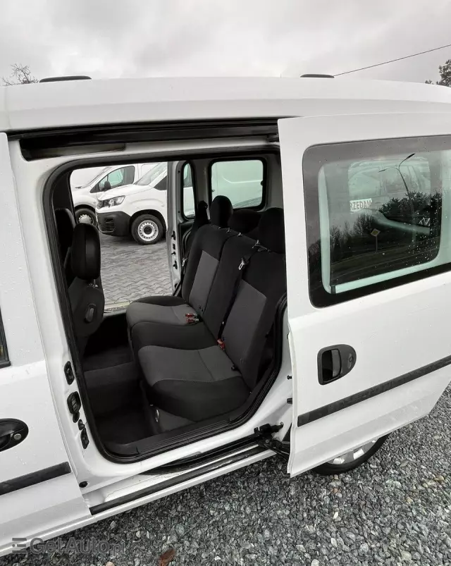 OPEL Combo 