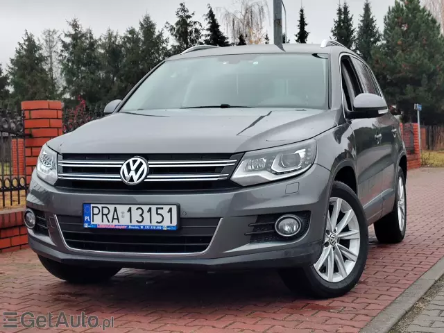 VOLKSWAGEN Tiguan 