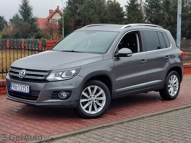 VOLKSWAGEN Tiguan 