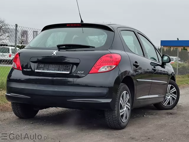 PEUGEOT 207 