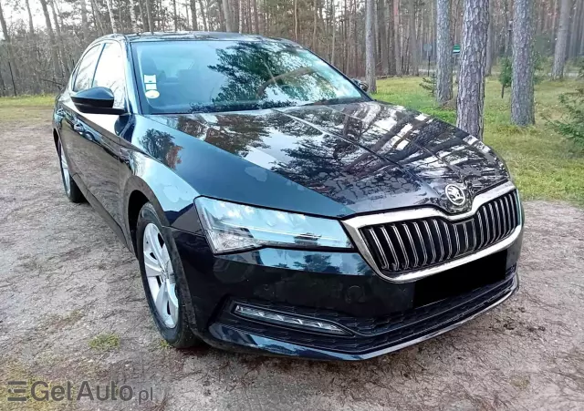 SKODA Superb 1.6 TDI Style DSG