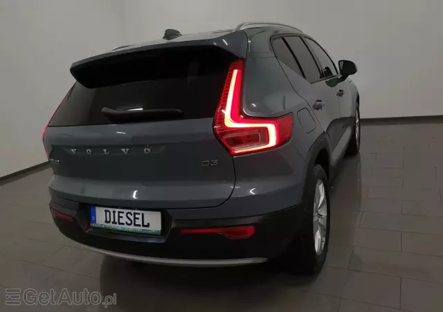 VOLVO XC 40 