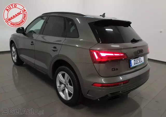 AUDI Q5 40 TDI quattro S tronic S line