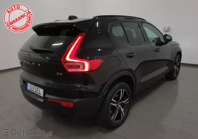 VOLVO XC 40 