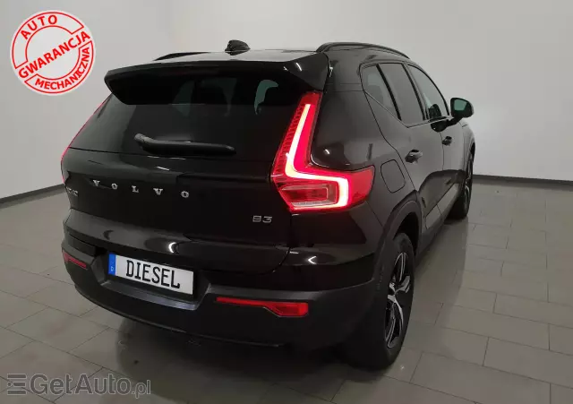 VOLVO XC 40 