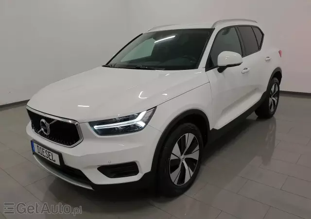 VOLVO XC 40 D3 R-Design