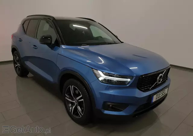 VOLVO XC 40 D4 AWD R-Design