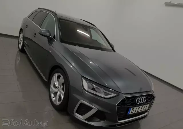 AUDI A4 40 TDI Quattro S Line S tronic