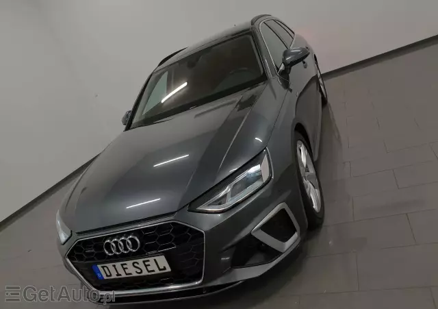 AUDI A4 40 TDI Quattro S Line S tronic