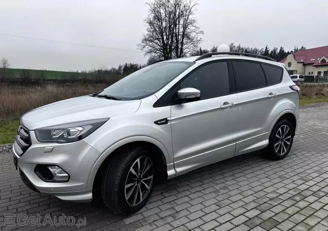 FORD Kuga 2.0 TDCi AWD ST-Line