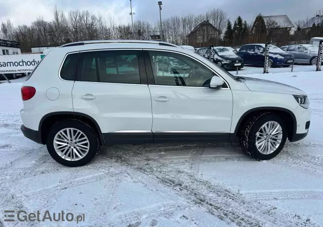 VOLKSWAGEN Tiguan 2.0 TDI DPF BlueMotion Technology Cup Sport & Style