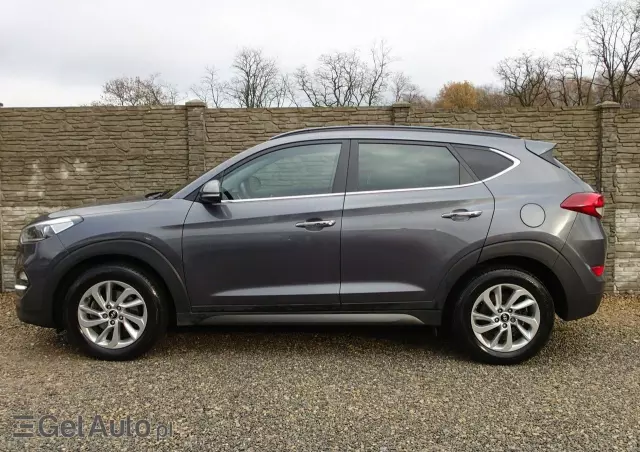 HYUNDAI Tucson 1.7 CRDI BlueDrive Comfort 2WD