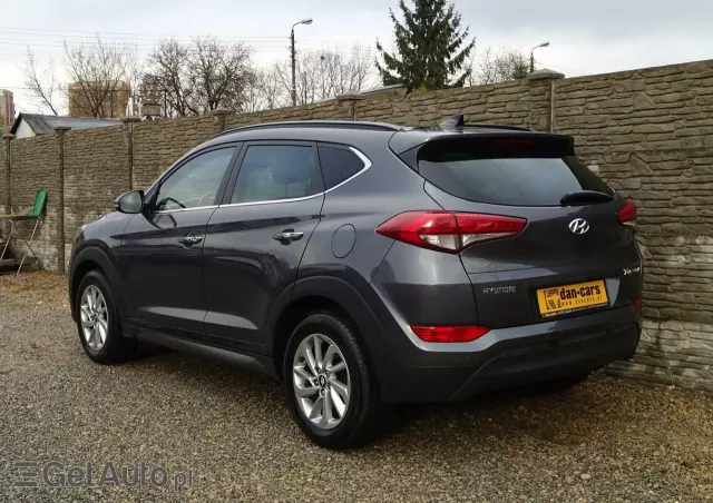 HYUNDAI Tucson 1.7 CRDI BlueDrive Comfort 2WD