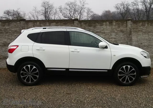 NISSAN Qashqai 1.6 visia