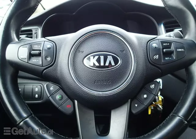 KIA Carens 1.6 GDI M