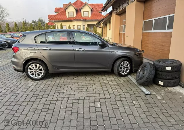 FIAT Tipo 1.4 T-Jet 16v Lounge