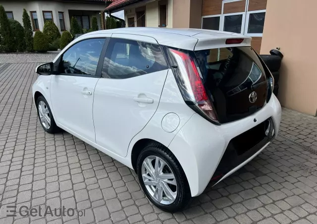 TOYOTA Aygo 