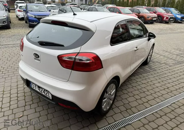 KIA Rio 1.2 M