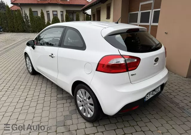 KIA Rio 1.2 M