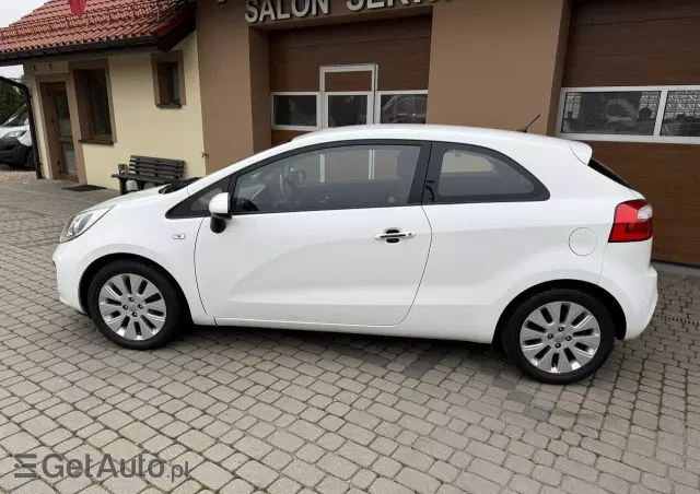 KIA Rio 1.2 M