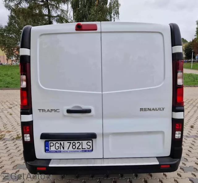 RENAULT Trafic 