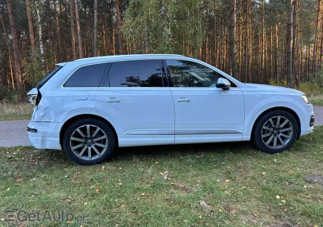 AUDI Q7 3.0 TDI Quattro Tiptronic