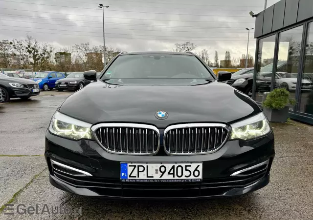 BMW Seria 5 520d Luxury Line