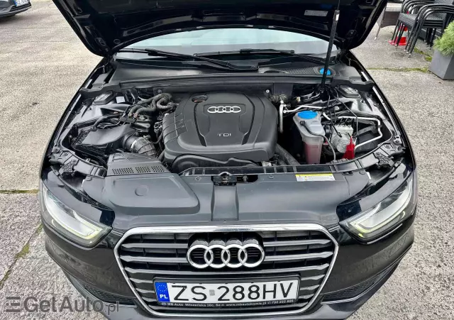 AUDI A4 Avant 2.0 TDI DPF multitronic S line Sportpaket