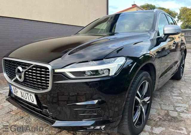 VOLVO XC 60 D4 Drive-E R-Design Momentum