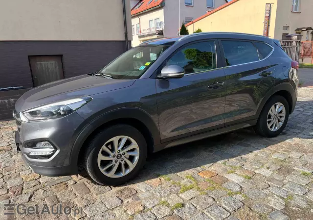 HYUNDAI Tucson Blue 1.7 CRDi 2WD Style