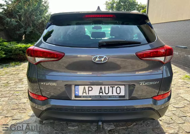 HYUNDAI Tucson Blue 1.7 CRDi 2WD Style