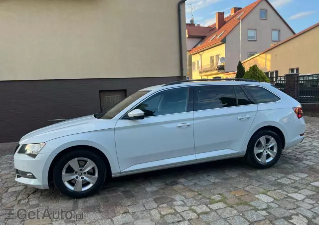 SKODA Superb 2.0 TDI Ambition