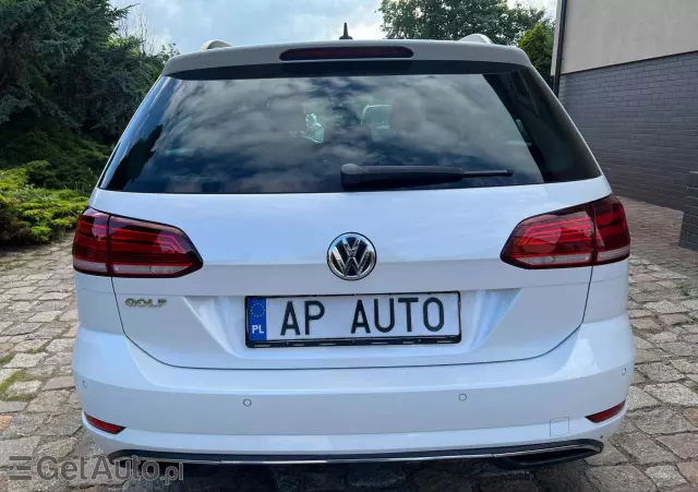 VOLKSWAGEN Golf 1.6 TDI DSG Sound